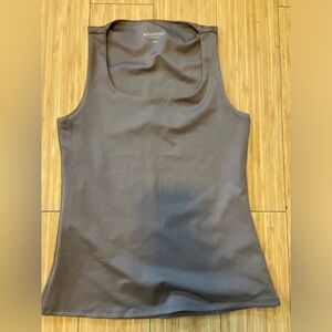 R Essentials Sculpting Square Neck Tank women’s size medium.